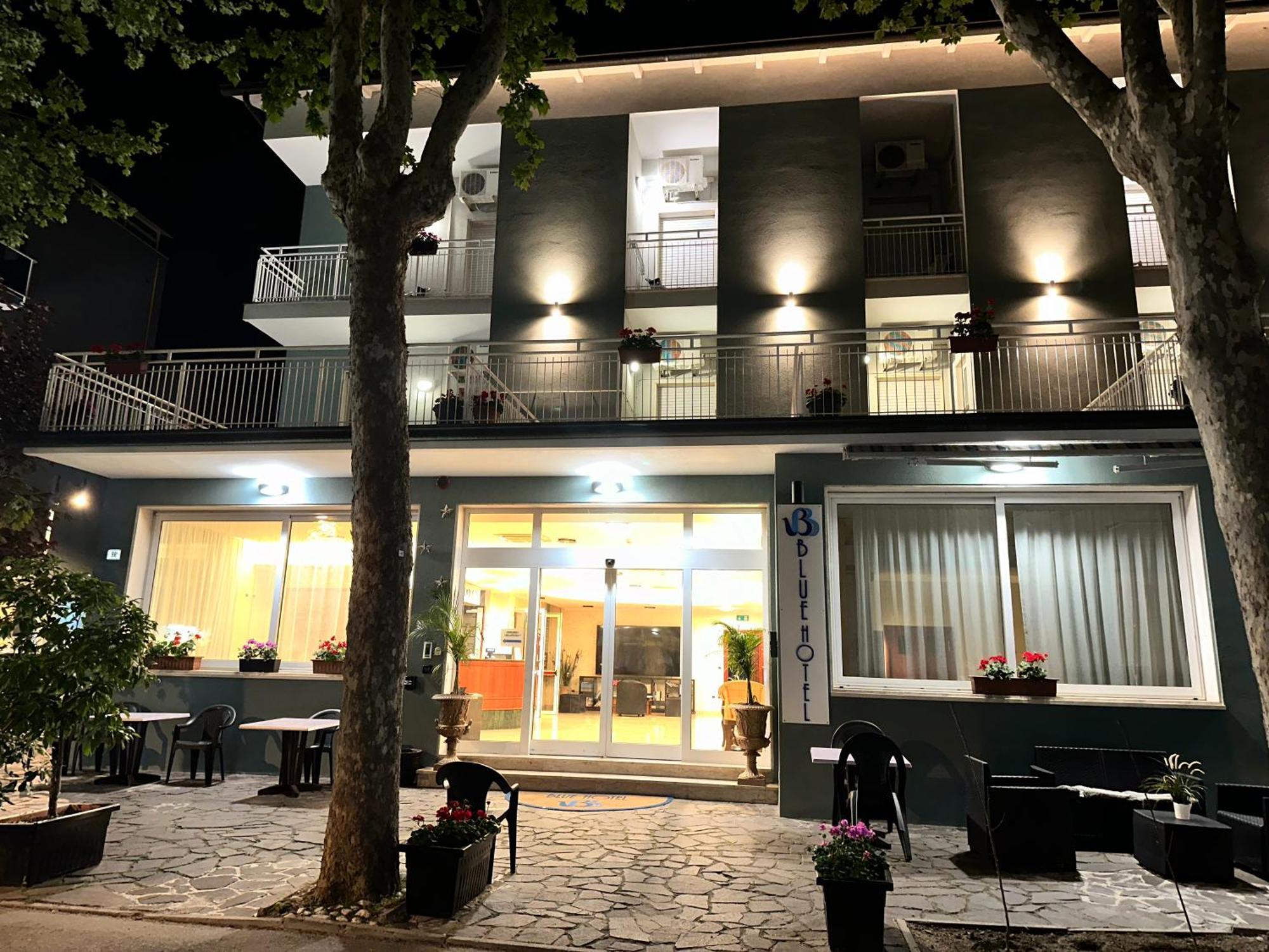 Blue Hotel Cesenatico Exterior photo